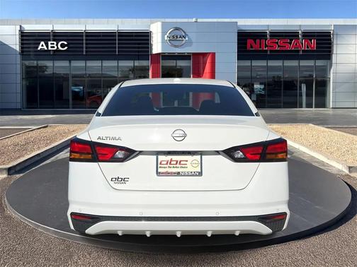 2025 Nissan Altima S FWD