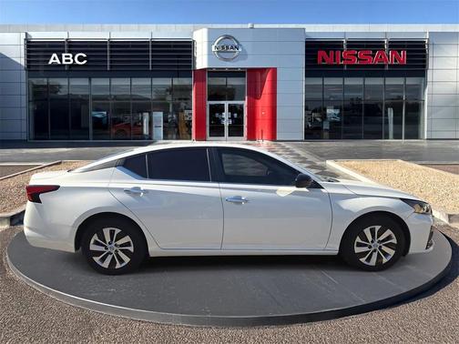 2025 Nissan Altima S FWD