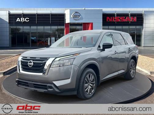2023 Nissan Pathfinder S FWD