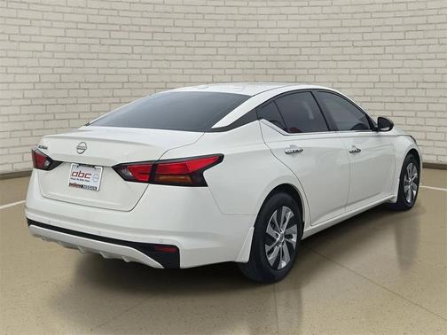 2025 Nissan Altima S FWD