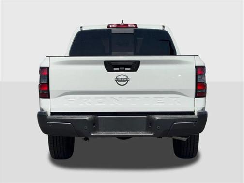 2025 Nissan Frontier S