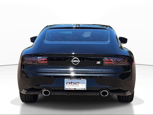 Black Diamond Pearl 2026 Nissan Z Sport