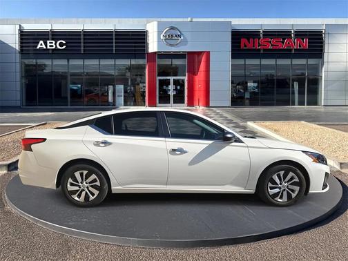 2025 Nissan Altima S FWD