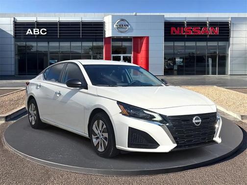 2025 Nissan Altima S FWD