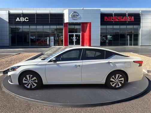 2025 Nissan Altima S FWD