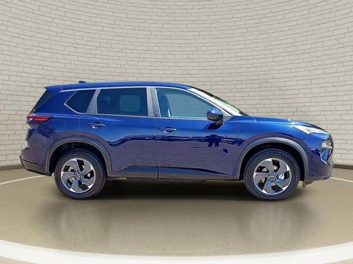 Deep Ocean Blue Pearl 2025 Nissan Rogue SV