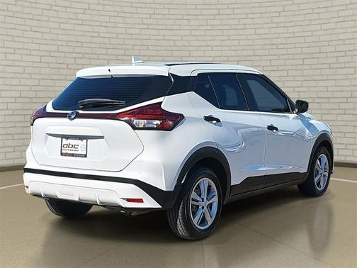 2021 Nissan Kicks S