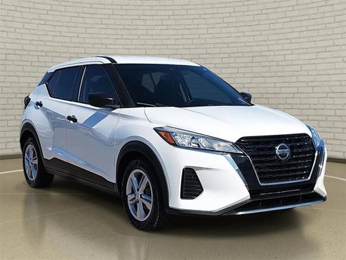 2021 Nissan Kicks S
