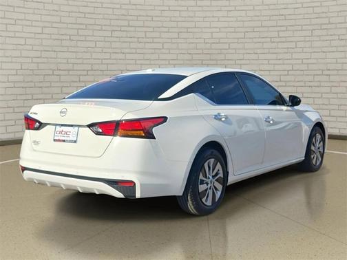 2025 Nissan Altima S FWD
