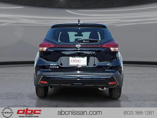 2025 Nissan Kicks S