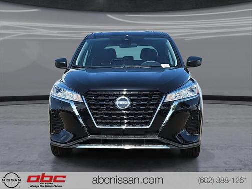 2025 Nissan Kicks S