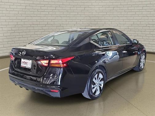 2024 Nissan Altima S FWD