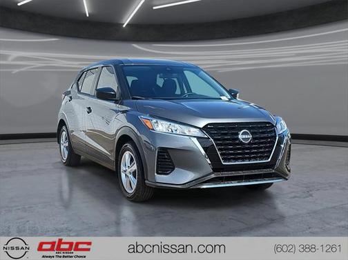 2025 Nissan Kicks S