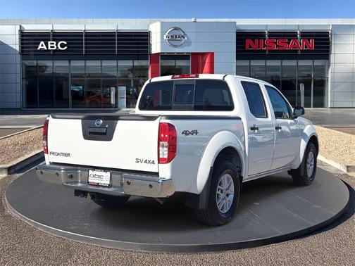 2021 Nissan Frontier SV