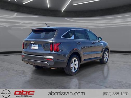 2023 Kia Sorento LX