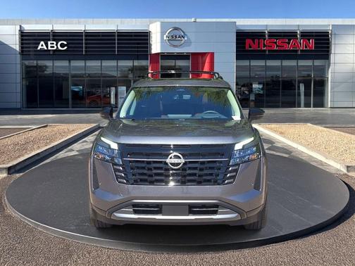 Gun Metallic 2026 Nissan Pathfinder Platinum