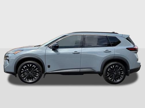 Boulder Gray Pearl 2026 Nissan Rogue Dark Armor