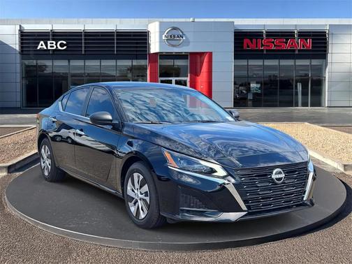 2025 Nissan Altima S FWD