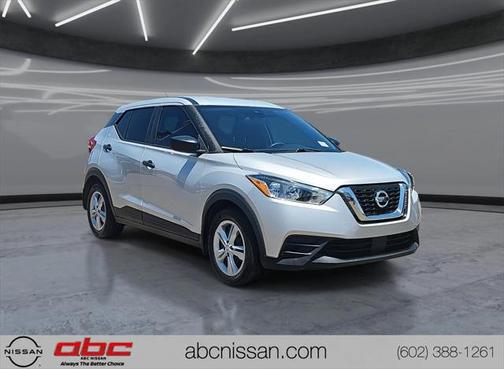 2020 Nissan Kicks S