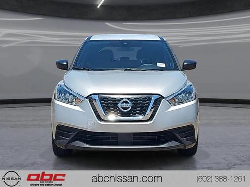 2020 Nissan Kicks S