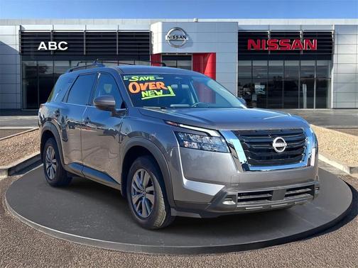 2025 Nissan Pathfinder SV FWD