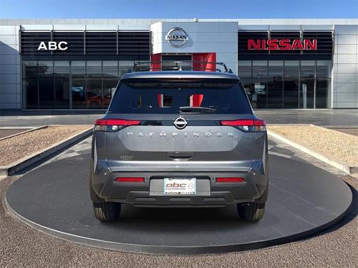 2025 Nissan Pathfinder SV FWD