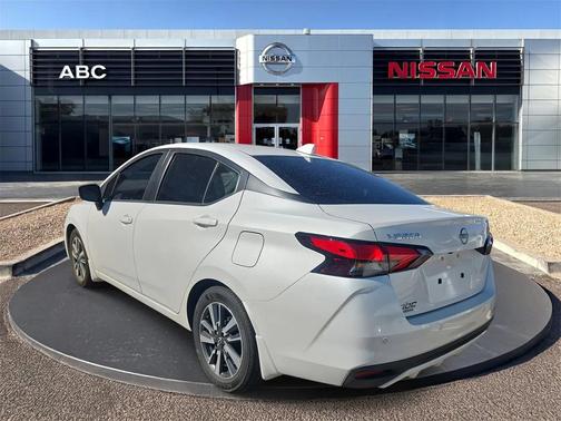 2024 Nissan Versa 1.6 SV