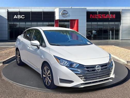 2024 Nissan Versa 1.6 SV