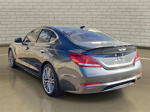 2021 Genesis G70 2.0T RWD