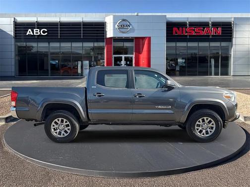 2017 Toyota Tacoma SR5