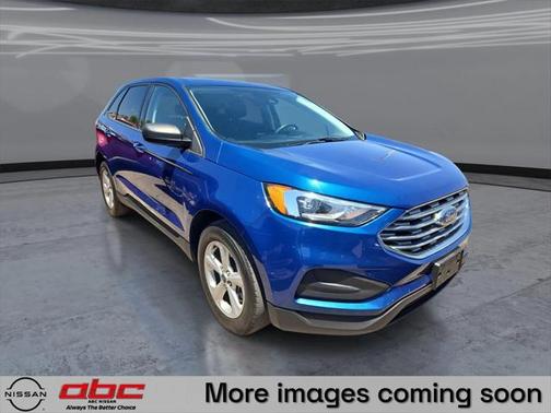 2022 Ford Edge SE