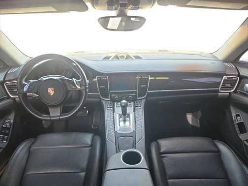 2012 Porsche Panamera 4
