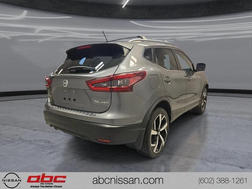 2022 Nissan Rogue Sport SL