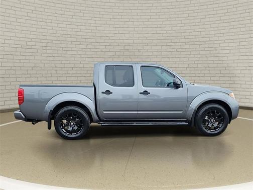 2021 Nissan Frontier SV
