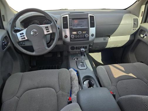 2021 Nissan Frontier SV