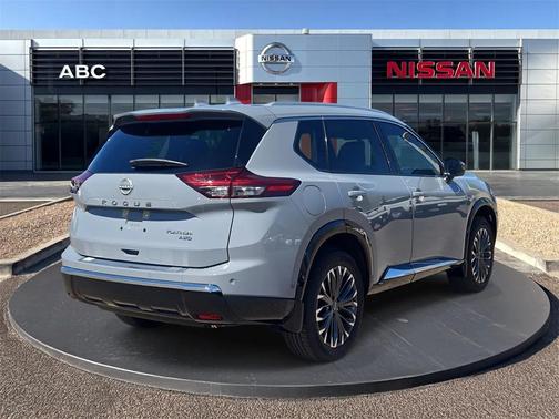 2025 Nissan Rogue Platinum