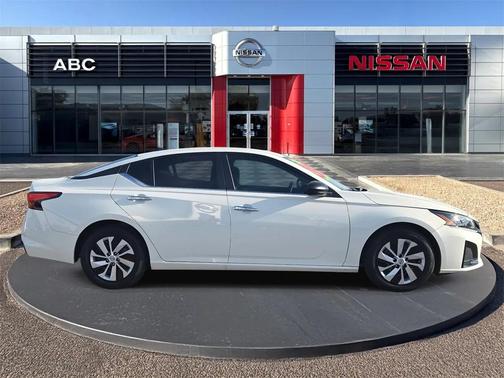 2025 Nissan Altima S FWD