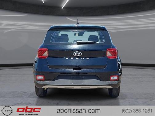 2024 Hyundai VENUE SE