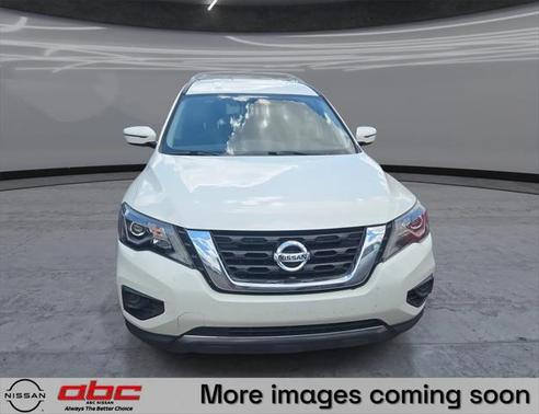 2020 Nissan Pathfinder S 2WD