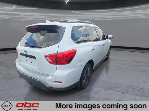2020 Nissan Pathfinder S 2WD