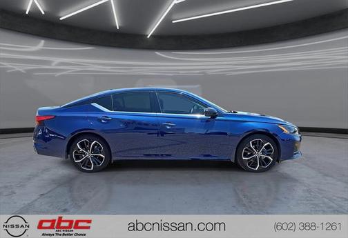 2024 Nissan Altima SR FWD