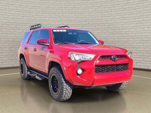 Barcelona Red Metallic 2018 Toyota 4Runner SR5