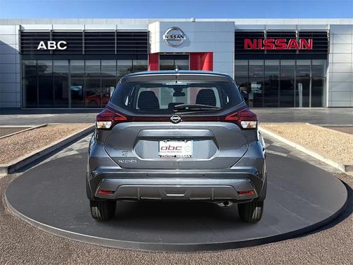 2024 Nissan Kicks S