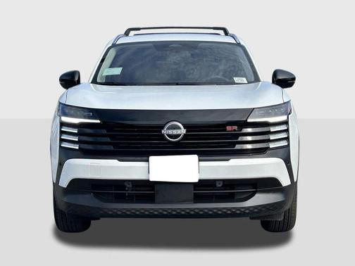 Aspen White Tricoat 2026 Nissan Kicks SR