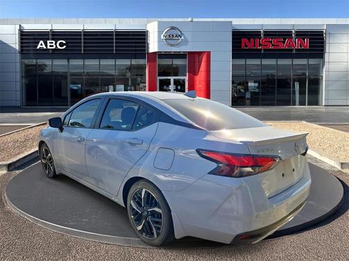 2023 Nissan Versa 1.6 S