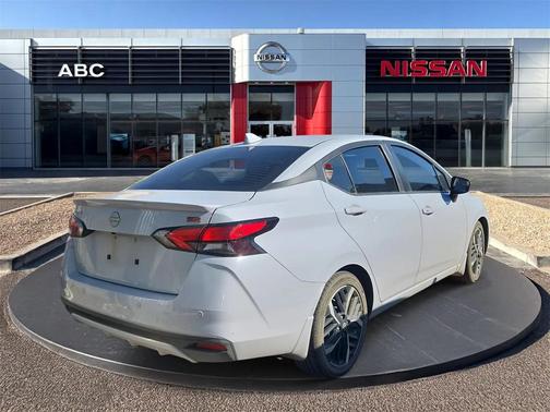 2023 Nissan Versa 1.6 S