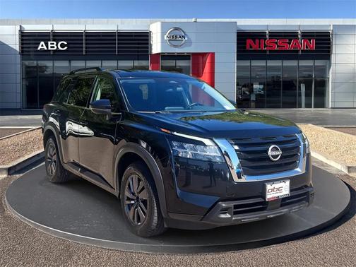 2022 Nissan Pathfinder SV 4WD