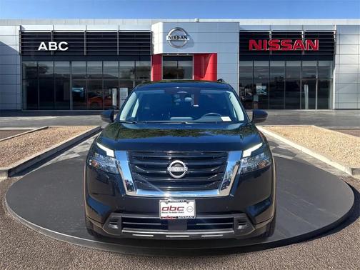 2022 Nissan Pathfinder SV 4WD