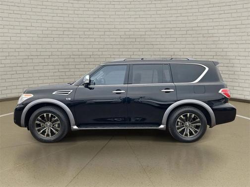 2017 Nissan Armada Platinum