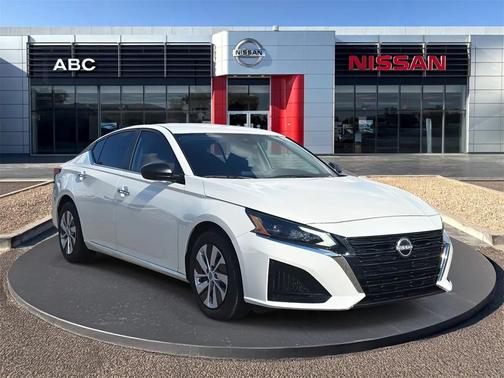 2025 Nissan Altima S FWD